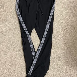 PINK Victoria’s Secret Ultimate Yoga Pants